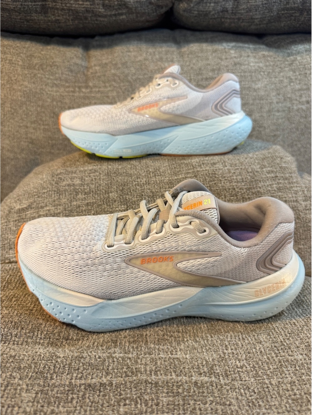 Brooks Glycerin 21 Womens sneakers Coconut/Aqua/Autumn Sunset 1204081B195 Size 8 - Picture 2 of 12